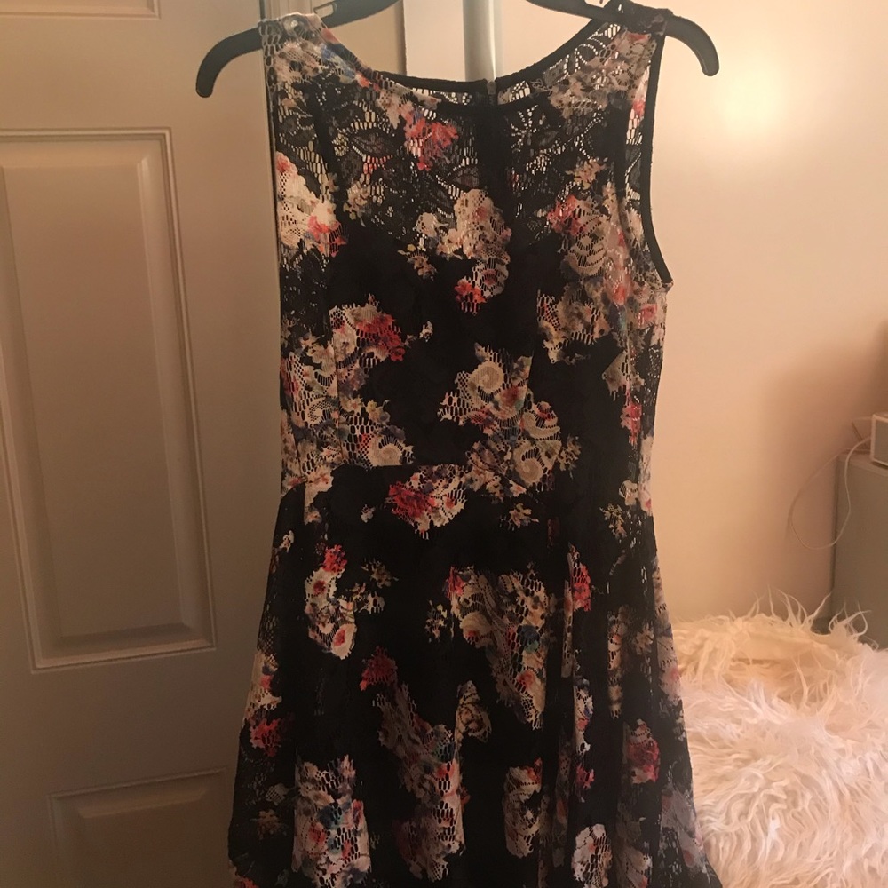 Be Bob Dress Large